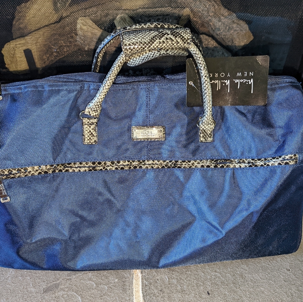 Nicole Miller of NY travel bag